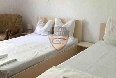 Casa 7 cam de inchiriat curte si parcare/ House for rent  in Eforie Nord - 5