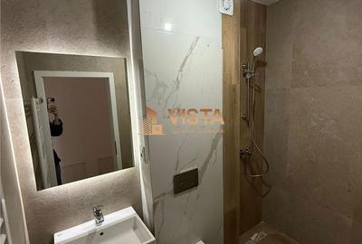 Apartament cu 4 camere decomandat în Tractorul - 5