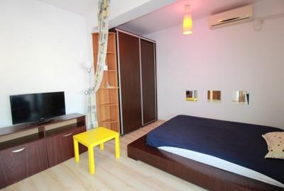 Feldioara, Damaroaia, inchiriere garsoniera bloc 2012 - 7