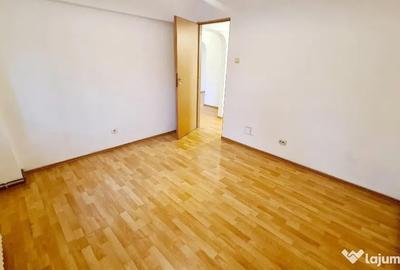 Apartament cu 3 camere decomandat în Micălaca - 8