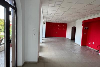 Spațiu comercial, 86 mp în Delfinariu