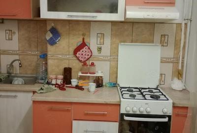 Casă cu 3 camere cu Teren 500 Mp în Central - 1