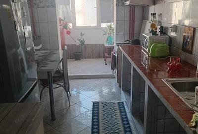 Apartament 4 camere. Zona Panselelor. Cu Centrala. - 5