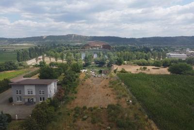 Teren Construcții intravilan de 636 mp, în Luna - 15