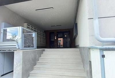 Apartament cu 3 camere semidecomandat în Berceni - 7