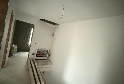 Casă cu 4 camere cu Teren 503 Mp în Ghencea - 1