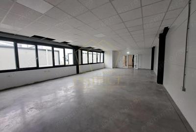 Spațiu comercial, de 921 mp, în Giarmata - 1