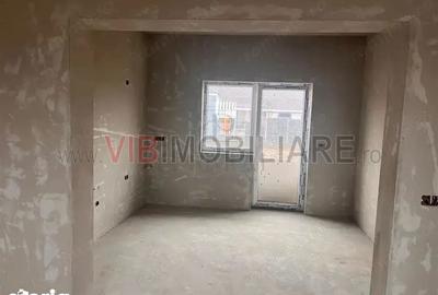 Casă cu 4 camere cu Teren 635 Mp în Central