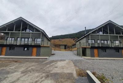 Casă cu 4 camere cu Teren 1848 Mp în Vâgani - 2