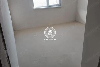 Apartament cu 4 camere decomandat în Central - 1