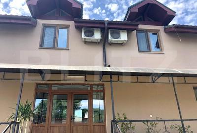Casă cu 5 camere cu Canalizare în Central - 10