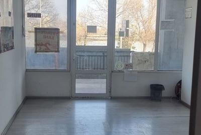 Spațiu comercial, de 35.7 mp, în Pelican - 3