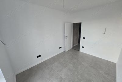 Apartament cu 3 camere decomandat în Girocului - 7