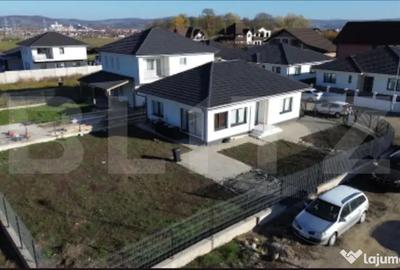 Casă cu 3 camere cu Teren 700 Mp în Central - 5