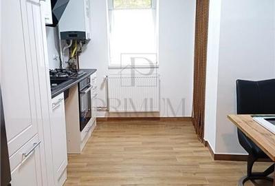 BUCOVINA - ETAJ 1 - RENOVAT - 3 CAMERE - 2 BAI - DECOMANDAT - CENTRALA PROPRIE - - 4