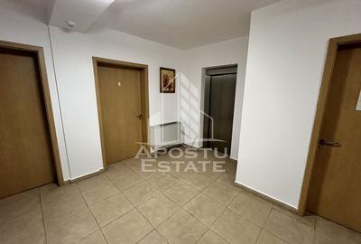 Spațiu comercial, de 674 mp, în Central - 11