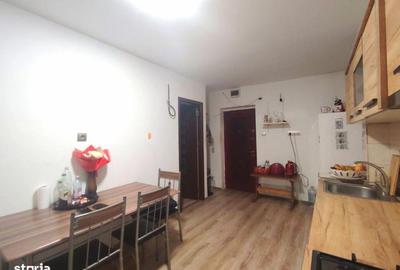 Apartament cu 3 camere semidecomandat în Central - 7