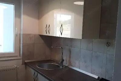 Garsonieră în Girocului