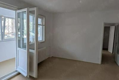 Apartament cu 3 camere semidecomandat în Lujerului - 8