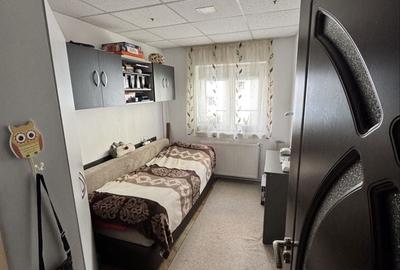Apartament cu 3 camere decomandat în Vitrometan - 2