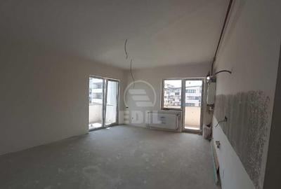 Apartament 2 camere semidecomandat zona Catanelor