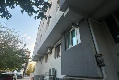 1 Decembrie 2 Camere Etaj 1  55 Mp Centrala Proprie Bloc 2016 9 Min Metrou 1 Dec 1 Decembrie 2 Camere Etaj 1  55 Mp Centrala Proprie Bloc 2016 9 Min Metrou 1 Dec - 12