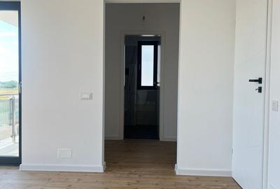 Vila individuala - 5 camere - 3 bai - beci- Teren 330 mp - 17