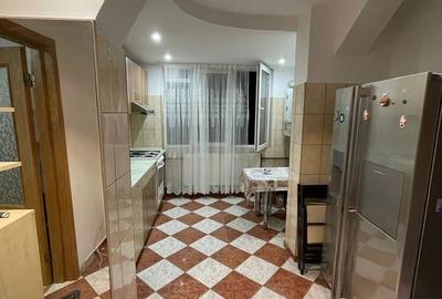 Apartament cu 3 camere semidecomandat în Rahova - 1
