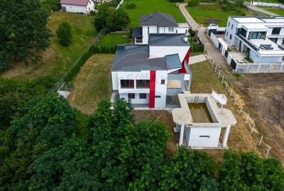 Casă individuală cu 5 camere cu Piscina în Bistrița - 16