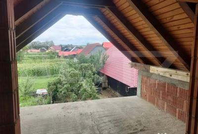 Casă cu 7 camere cu Teren 770 Mp în Marginea - 2