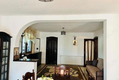 Casă cu 5 camere cu Teren 1500 Mp în Oniceni - 10