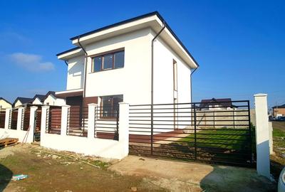 Proprietar - Single 5 camere, 420 mp teren, 220 mp - 2