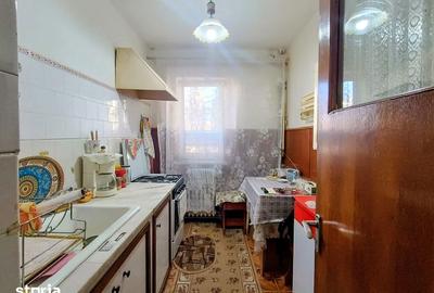 Apartament cu 3 camere în Traian - 4