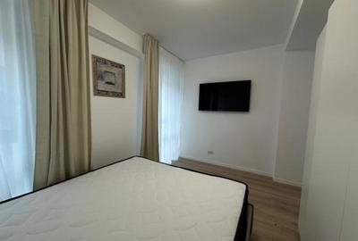 Apartament cu 2 camere semidecomandat, mobilat în Decebal - 5