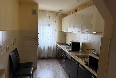 Apartament cu 3 camere decomandat în Păulești - 1