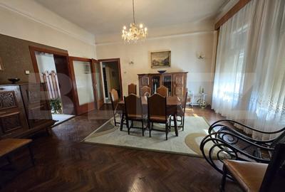 Casa individuala cu 4 camere, 581 mp teren, zona centrala, Sebes - 1