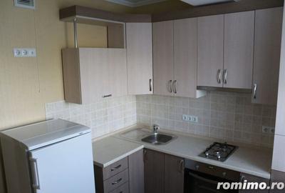 Garsonieră decomandată în Romană - 3