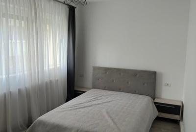 Direct Proprietar - Apartament de 2 camere modernizat, 48,7mp,  Calea Sagului - 11