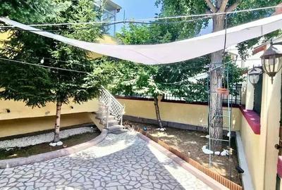 Casă cu 8 camere cu Canalizare în Plevnei - 1