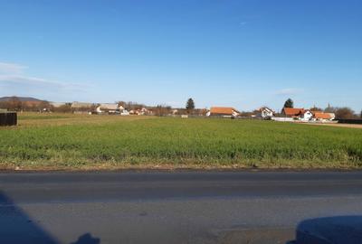 Teren de 2325 mp, în Central