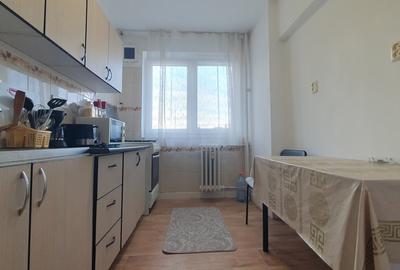 Apartament cu 2 camere semidecomandat în Drumul Taberei