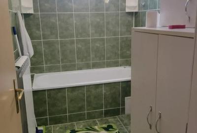 Inchiriez apartament cu 3 camere - 2