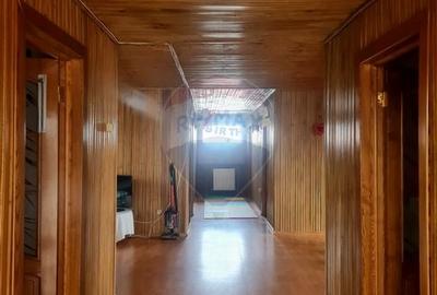 Casa cu 7 camere de vanzare in apropiere de Focsani Casa cu 7 camere de vanzare in apropiere de Focsani - 13