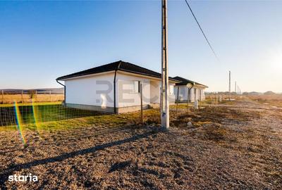 Casă cu 3 camere cu Teren 500 Mp în Sânmartin - 10