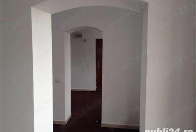 Apartament cu 3 camere în Vitan - 1
