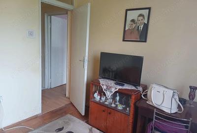 Apartament cu 2 camere în Girocului