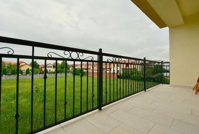 Apartament cu 2 camere decomandat în Dumbrăvița - 1