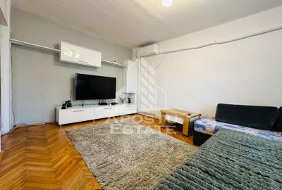 Apartament cu 3 camere decomandat în Central