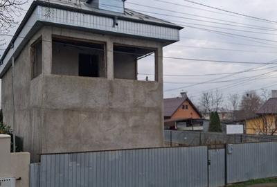 Casă cu 3 camere în Șendreni - 14