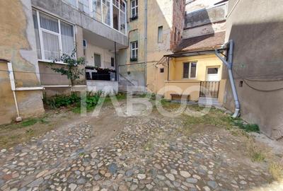 Apartament de vanzare 75 mpu 3 camere etaj 1 Centrul Istoric - 2